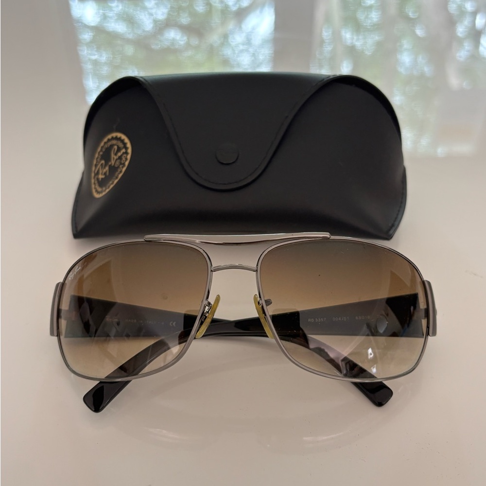 Ray-Ban RB3386 Oversized Aviator